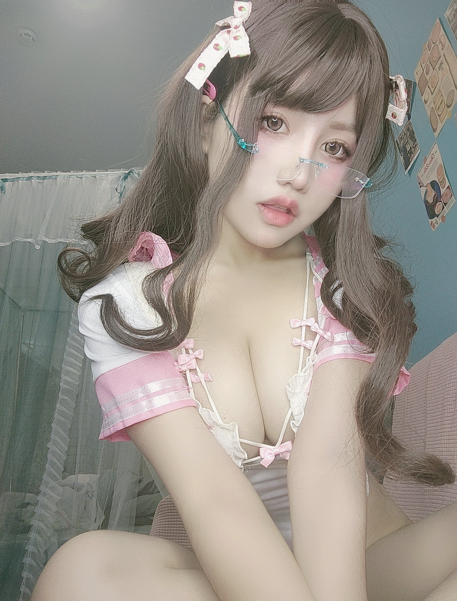 一笑芳香沁COSPLAY写真图片包合集[40套][持续更新]