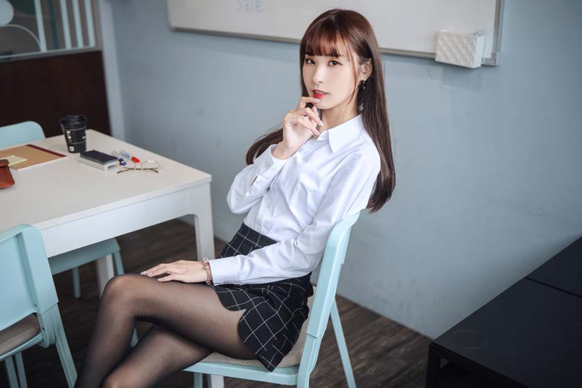 泥泥汝COSPLAY写真图片包合集[14套][持续更新]