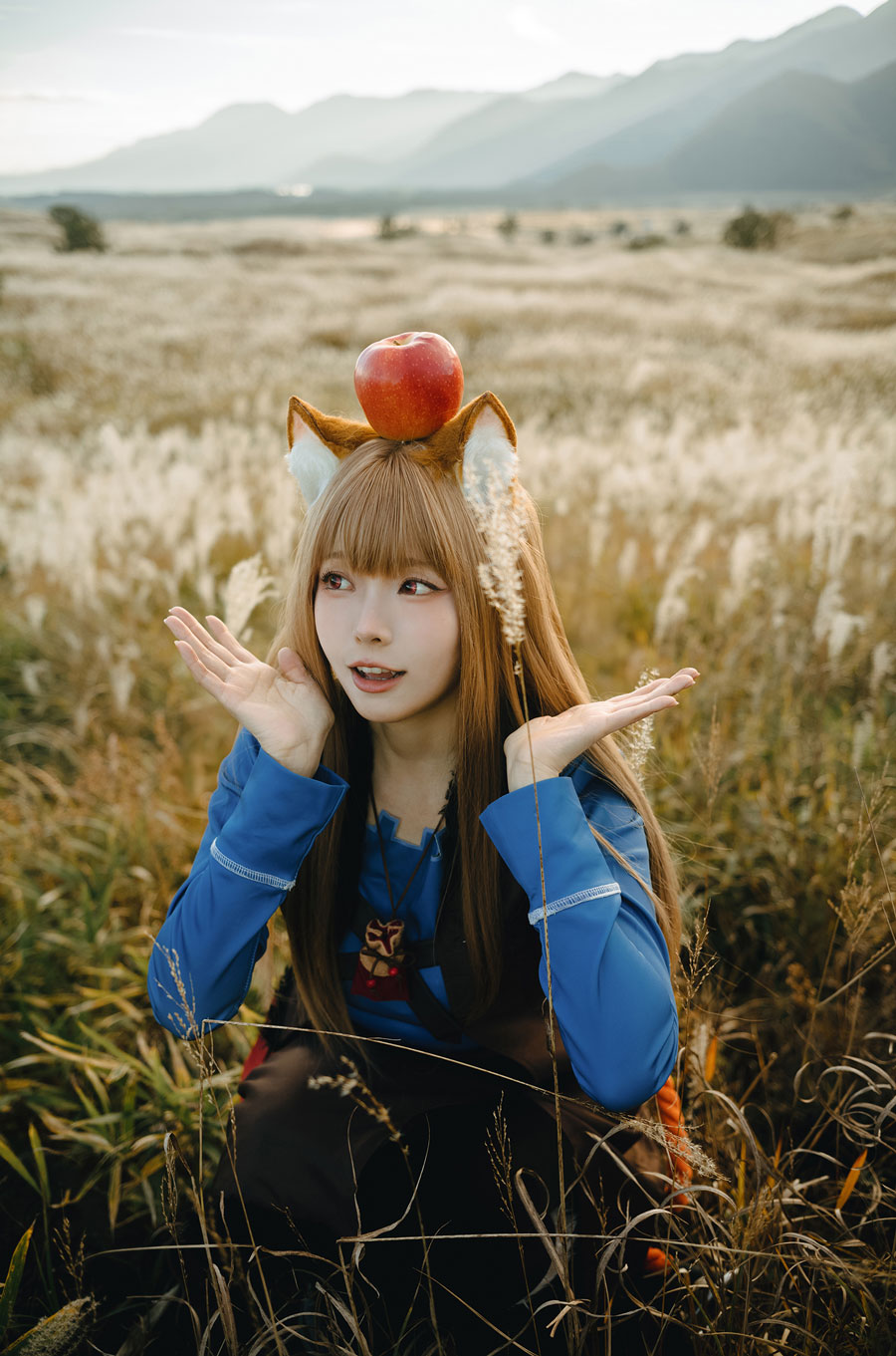 ElyEE子 Soft Glow 狼與暖陽 [52P1V-190MB]